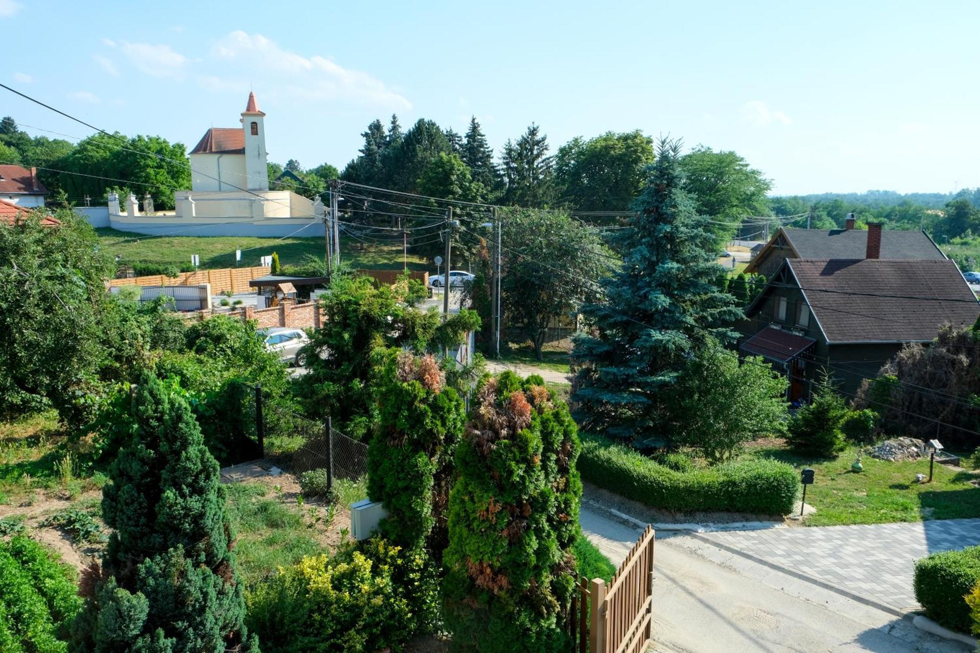 Panorama Apartmanhaz Sárvár Extérieur photo